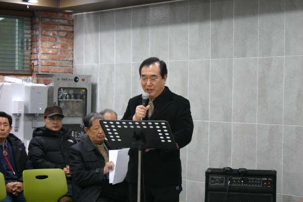 부곡교회 담임 김종후 목사가 기자회견을 통해 피해 상황에 대한 부산시의 조속한대책 마련을 촉구했다.