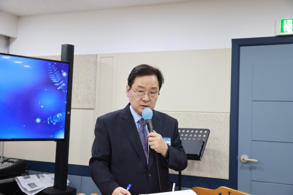 총무 백용기 목사의 총무보고