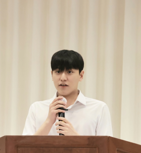 김도현 학생의 졸업사