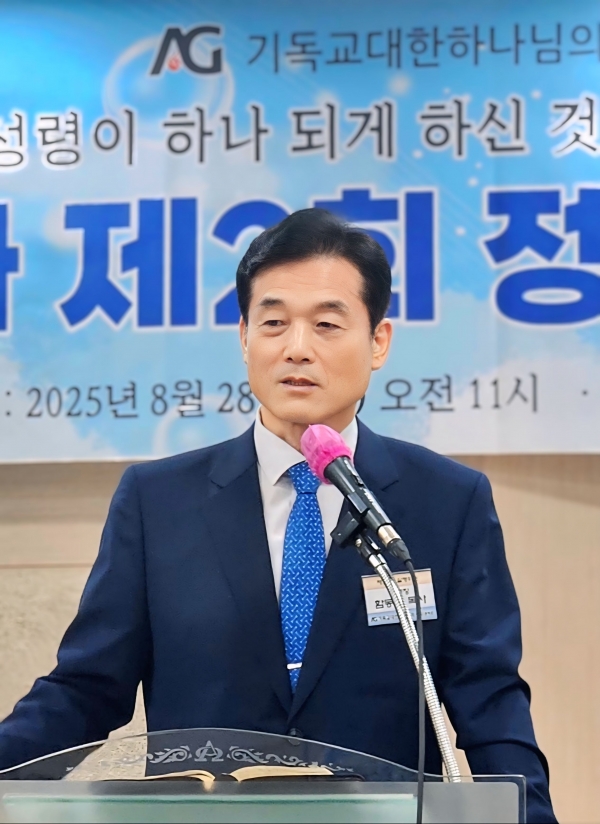 총회장 함동근 목사가 “우리가 알아야 할 것 두 가지”라는 제목으로 말씀을 선포했다.