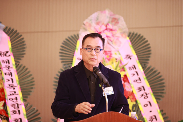 해운대빛문화축제위원회 전광일 총괄감독(해기연 사무국장/부산온누리교회)이 사업소개를 통해 크리스마스트리 및 문화축제의 목적과 의의를 설명했다.