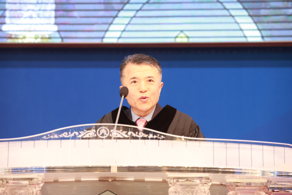 홍철의 목사(증경노회장, 사랑의선교교회 담임)의 축사