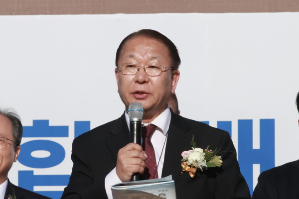 준비위원장이며 부산교회총연합회 목사상임회장인 김영완 목사(하단교회)