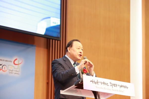 이천순복음교회 원로목사 김명현 목사의 격려사