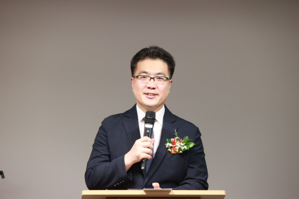 정화주 목사(상록교회)의 성경봉독(에베소서 1장 23절)